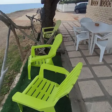 Casa Fronte Mare Holiday home *